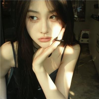 萌子美 虽然她有点怪